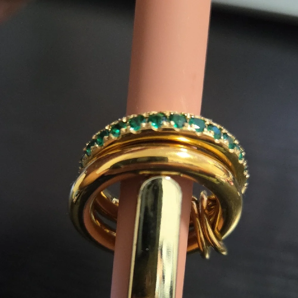 Trendy 18K Gold Plated Stainless Steel and Green Stone Linked Ring - Picture 3 of 4